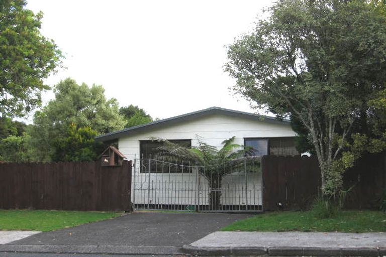 Photo of property in 35 Autumn Avenue, Glen Eden, Auckland, 0602