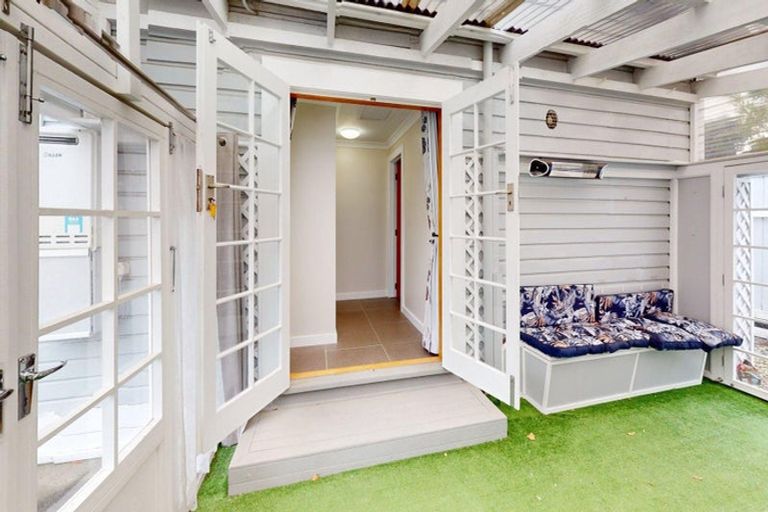 Photo of property in 8 Pascal Street, Palmerston North, 4410