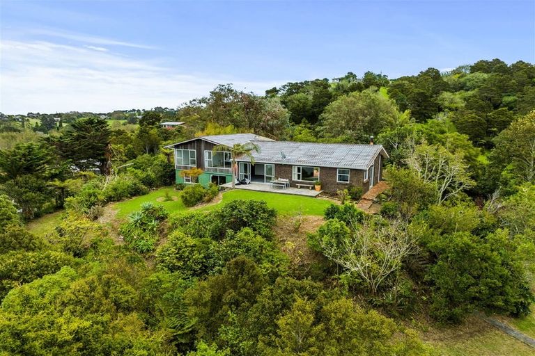 Photo of property in 807 Whangarei Heads Road, Parua Bay, Whangarei, 0174
