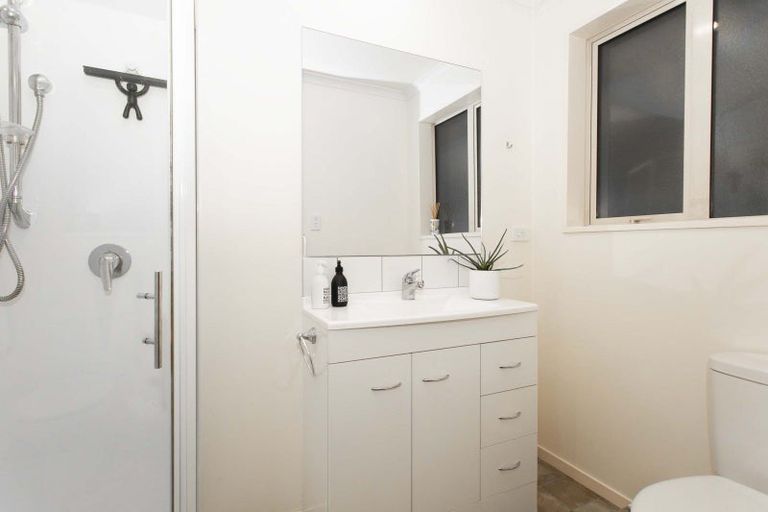 Photo of property in 28 Johnstone Street, Tinwald, Ashburton, 7700