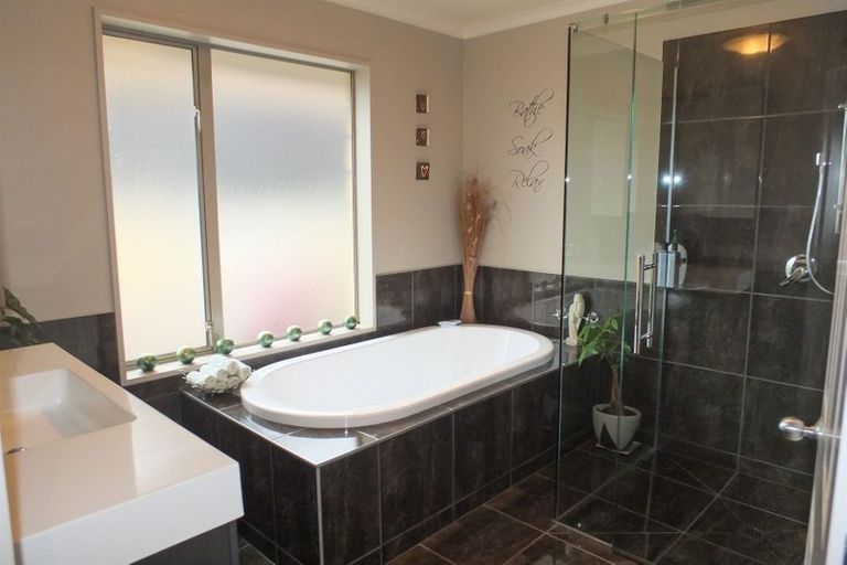 Photo of property in 19 Ashburn Street, Oamaru North, Oamaru, 9400