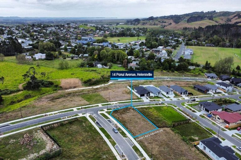 Photo of property in 14 Panui Avenue, Helensville, 0800