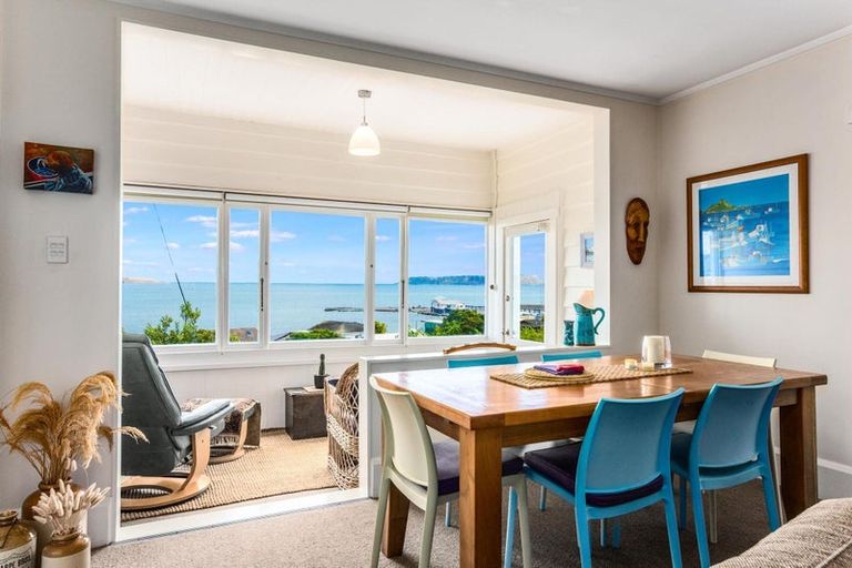 Photo of property in 162 Motuhara Road, Plimmerton, Porirua, 5026