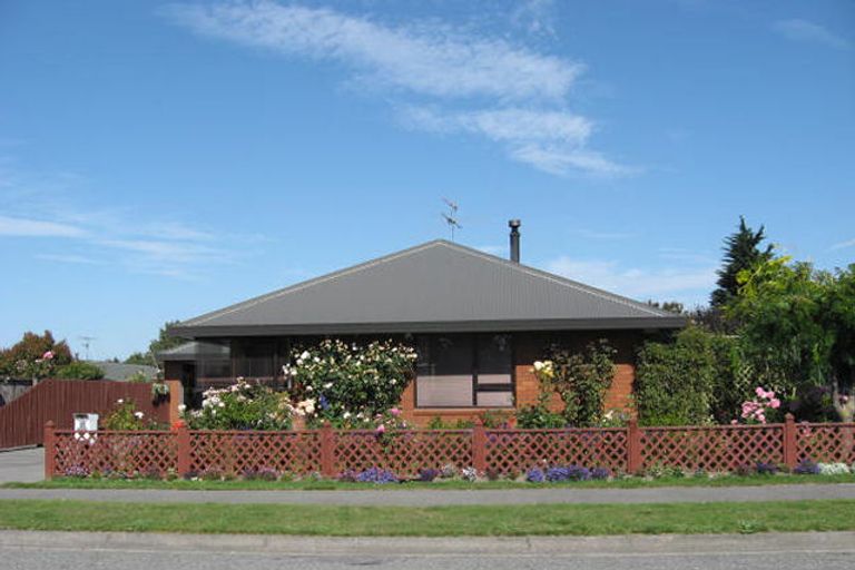 Photo of property in 25 Nixon Street, Tinwald, Ashburton, 7700