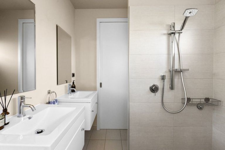 Photo of property in 54 Rochfort Road, Havelock North, 4130