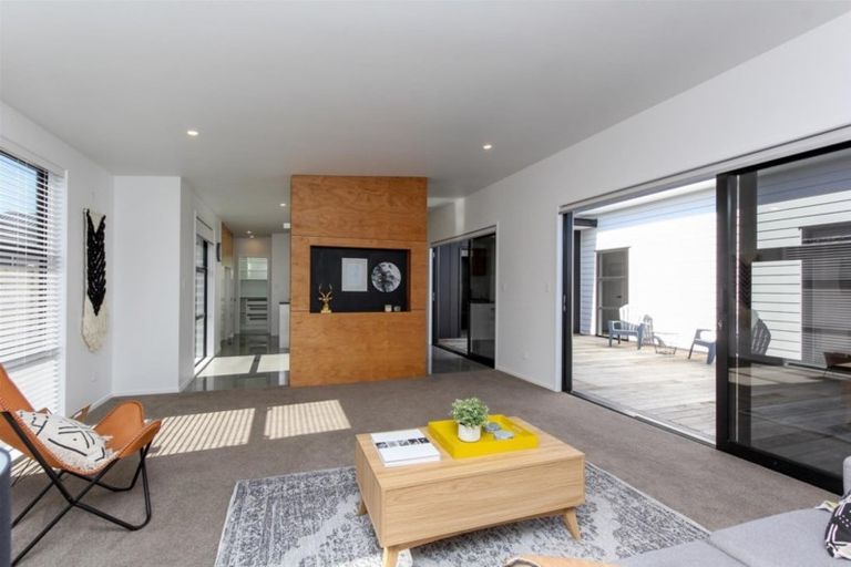 Photo of property in 41 Cyrus Street, Whalers Gate, New Plymouth, 4310