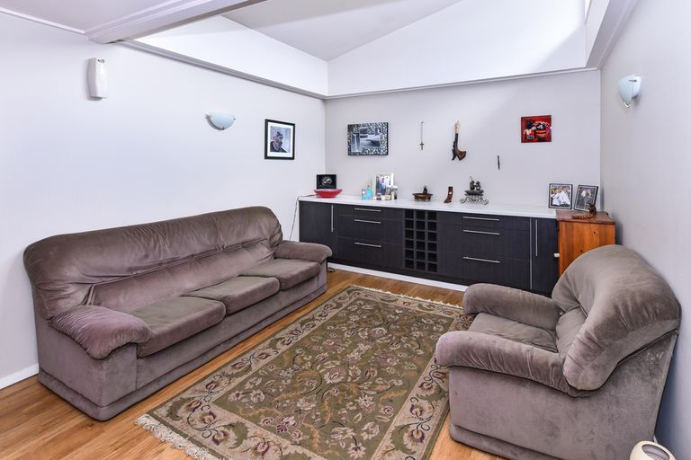 Photo of property in 24 Magnolia Avenue, Opaheke, Papakura, 2113