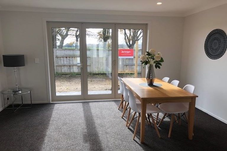 Photo of property in 14 Tucker Close, Leamington, Cambridge, 3432