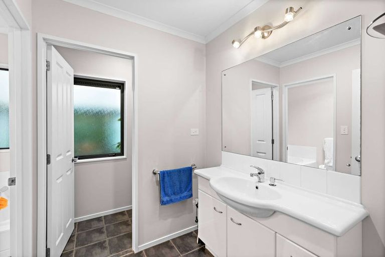 Photo of property in 263 Kanohi Road, Kaukapakapa, 0873