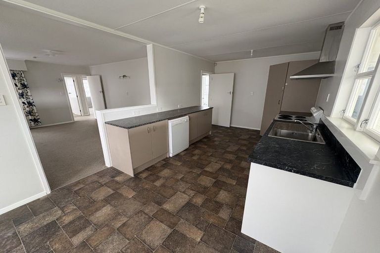 Photo of property in 10 Marsden Street, Levin, 5510