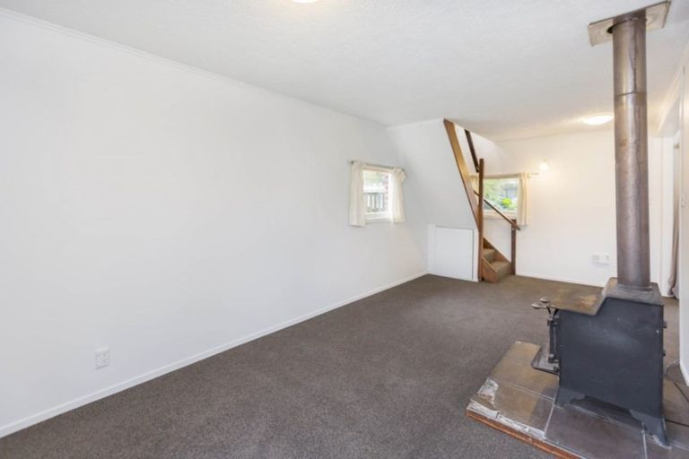 Photo of property in 7a Tennyson Street, Trentham, Upper Hutt, 5018