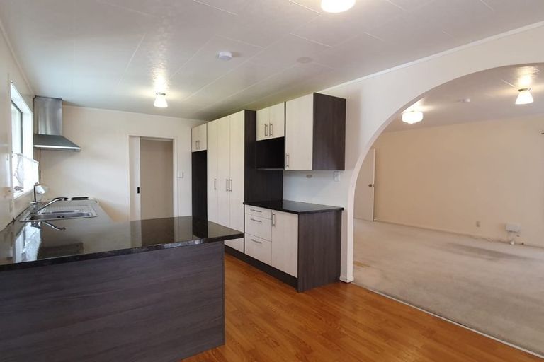 Photo of property in 57 Ferndown Avenue, Papatoetoe, Auckland, 2025