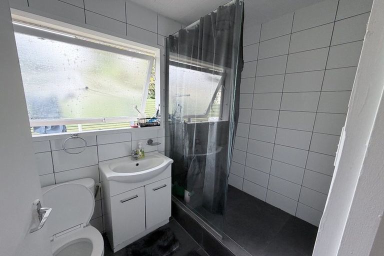 Photo of property in 2/33 Ashlynne Avenue, Papatoetoe, Auckland, 2025
