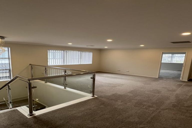 Photo of property in 16 Hikuawa Road, Flat Bush, Auckland, 2019
