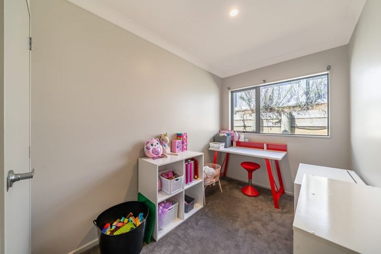 Photo of property in 19 Moonsail Drive, Whitby, Porirua, 5024