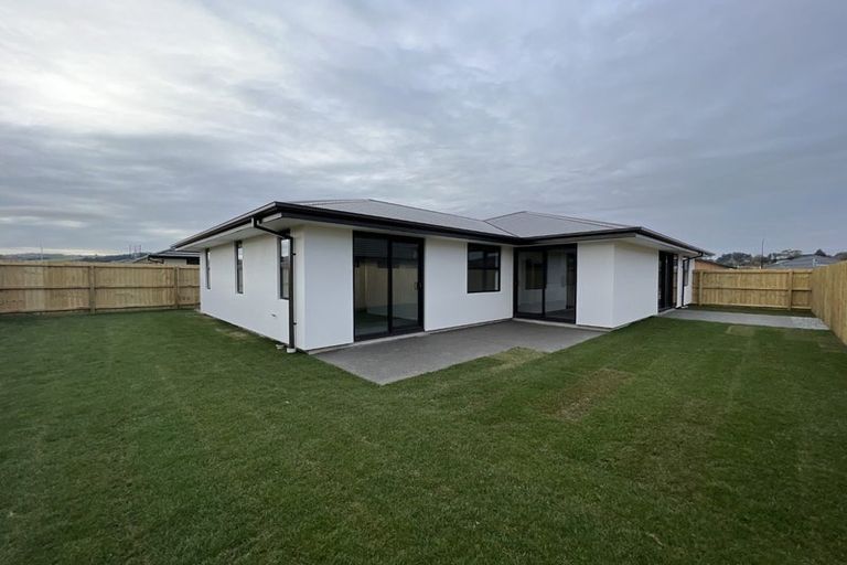 Photo of property in 18 Ned Place, Halswell, Christchurch, 8025