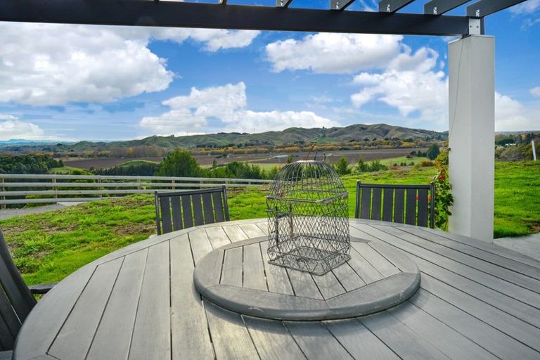 Photo of property in 23 Wheatley Road, Waiohiki, Napier, 4183