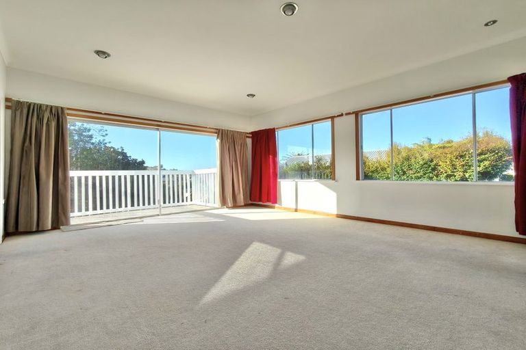 Photo of property in 14a Roseberry Avenue, Birkenhead, Auckland, 0626