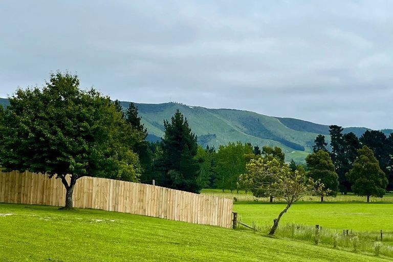 Photo of property in 36 Studholme Settlement Road, Waimate, 7979