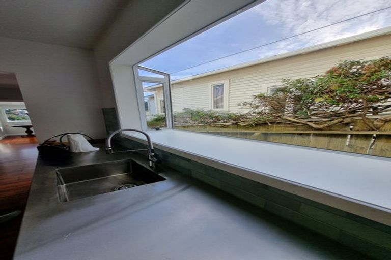 Photo of property in 28 Upland Road, Kelburn, Wellington, 6012