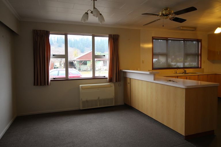 Photo of property in 4 Arnott Street, Alexandra, 9320