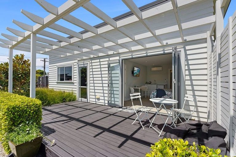 Photo of property in 26 Rauparaha Street, Waikanae Beach, Waikanae, 5036