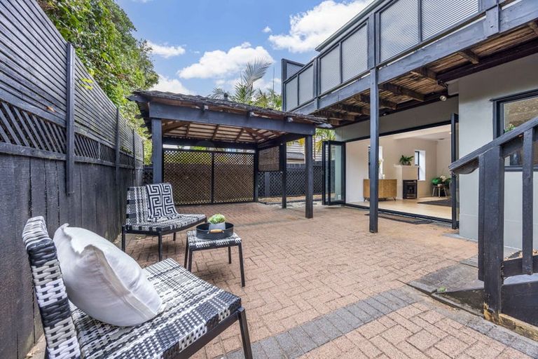 Photo of property in 49a Springfield Road, Morningside, Auckland, 1022