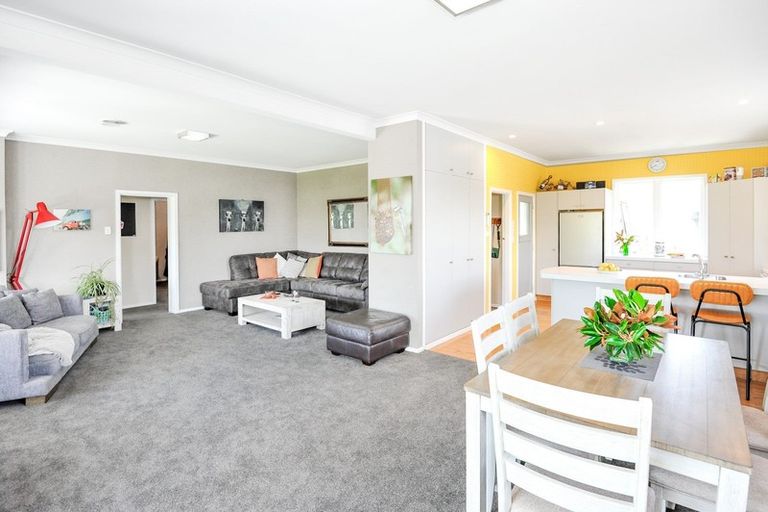 Photo of property in 38 Tucker Lane, Clive, 4102