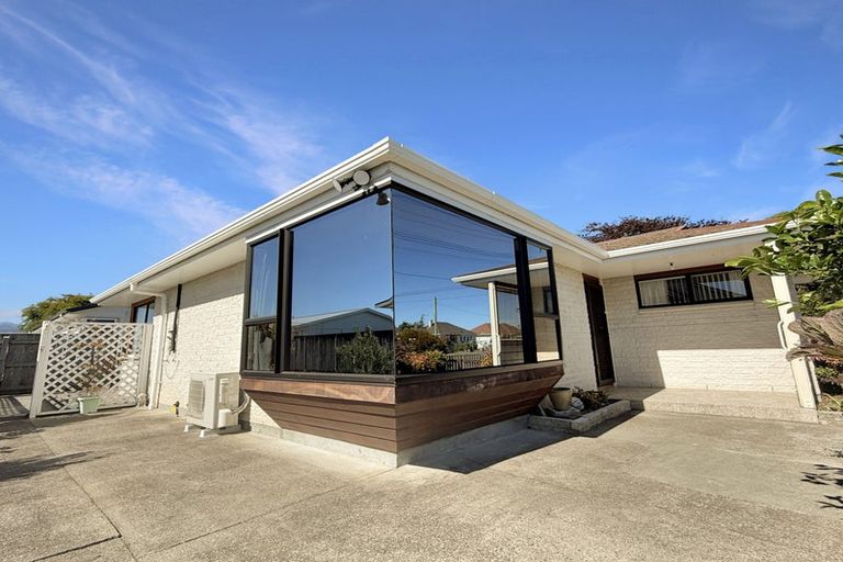 Photo of property in 50 Winchester Street, Levin, 5510