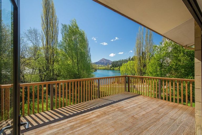 Photo of property in 68 Alison Avenue, Albert Town, Wanaka, 9305