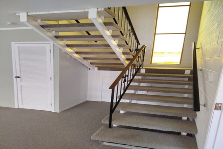 Photo of property in 3/772 Beach Road, Browns Bay, Auckland, 0630