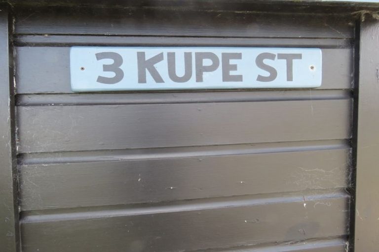 Photo of property in 3 Kupe Street, Carters Beach, Westport, 7825