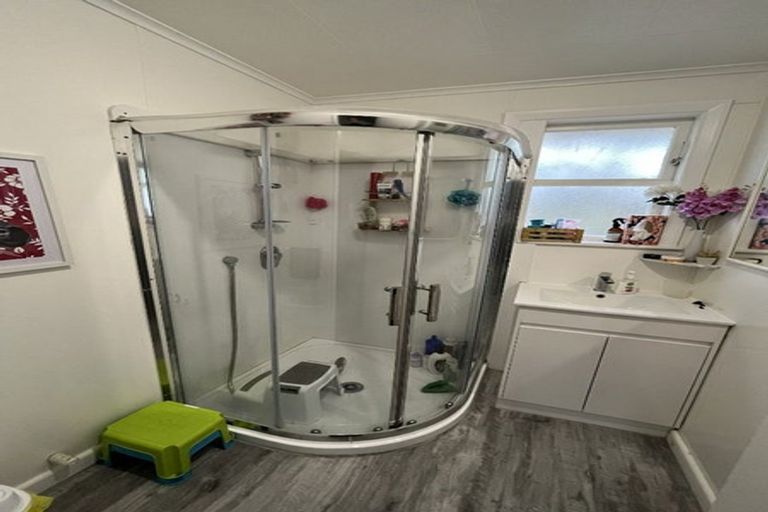 Photo of property in 54 Routley Crescent, Elderslea, Upper Hutt, 5018