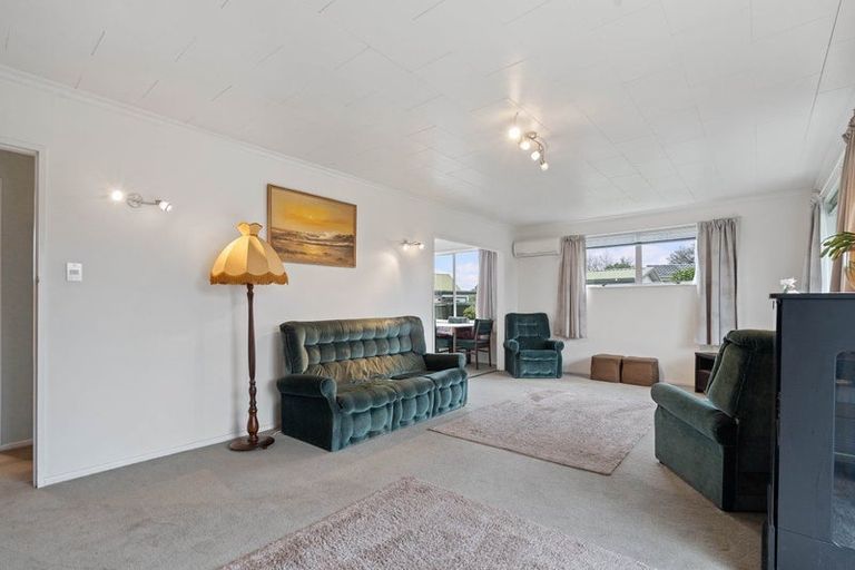 Photo of property in 29a Salford Avenue, Redwood, Christchurch, 8051