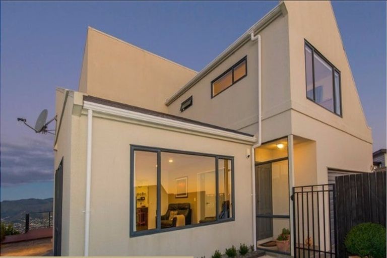 Photo of property in 91 Cypress Drive, Maungaraki, Lower Hutt, 5010