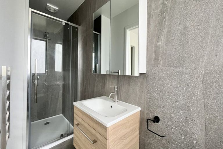 Photo of property in 5/56 Salisbury Road, Birkdale, Auckland, 0626