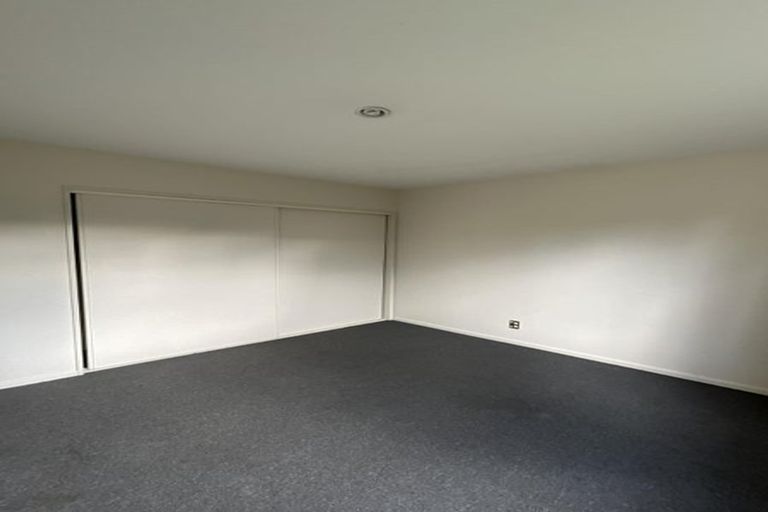 Photo of property in 6 Blue Gum Place, New Brighton, Christchurch, 8083