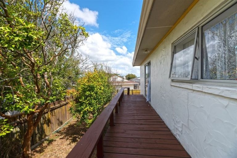 Photo of property in 2/111 Hillside Road, Papatoetoe, Auckland, 2025