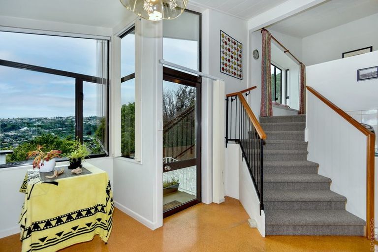 Photo of property in 2/11 Sulby Road, Cashmere, Christchurch, 8022