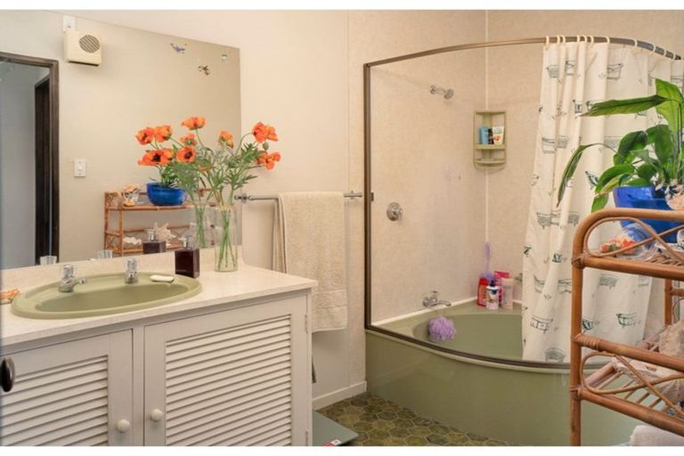 Photo of property in 79 Newnham Street, Rangiora, 7400