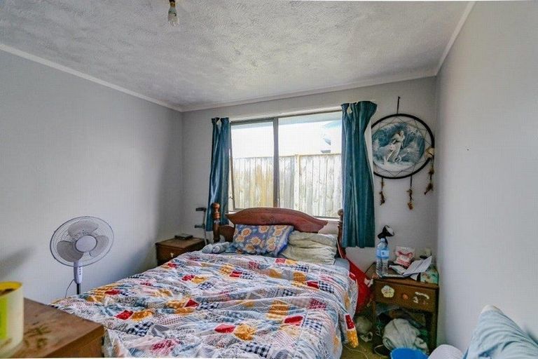 Photo of property in 6 Karyn Street, Castlecliff, Whanganui, 4501