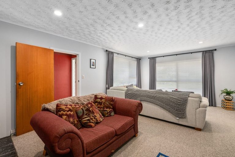 Photo of property in 30 Riversdale Road, Clouston Park, Upper Hutt, 5018
