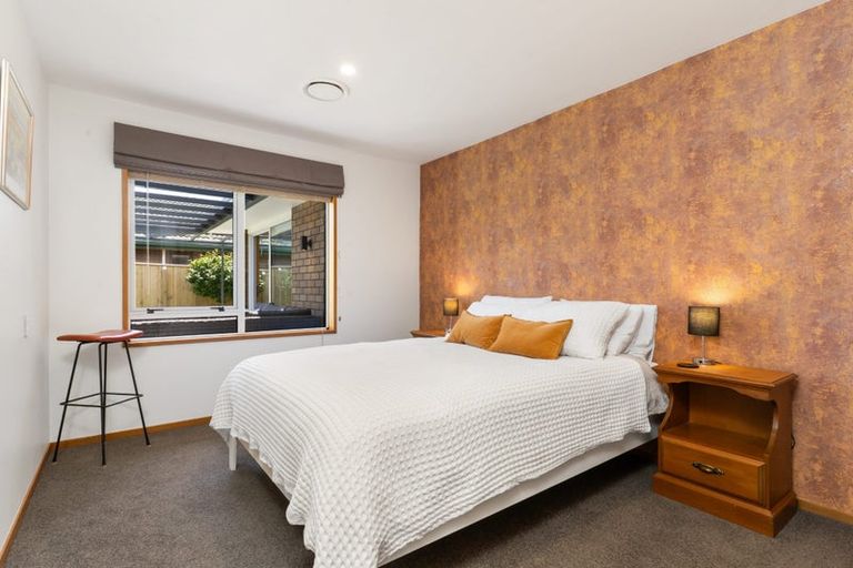 Photo of property in 10 Addison Place, Halswell, Christchurch, 8025