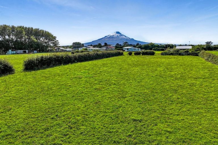 Photo of property in 31 Park Lane, Kaponga, Hawera, 4679