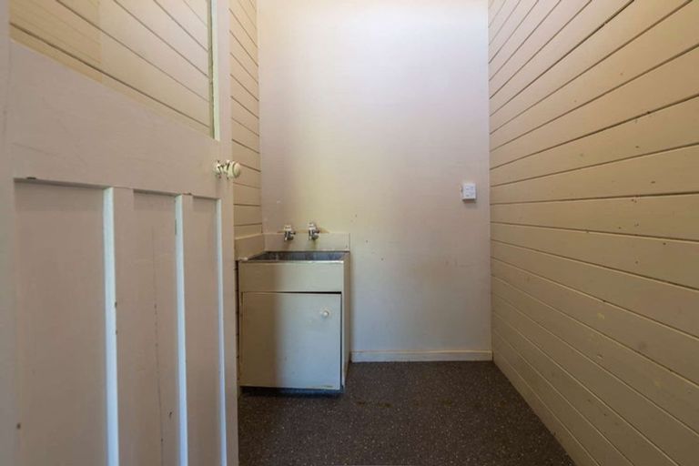 Photo of property in 3 Harper Street, Gonville, Whanganui, 4501