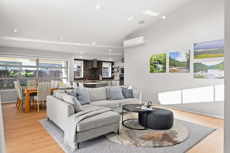 Photo of property in 140 Saint James Drive, Huntington, Hamilton, 3210