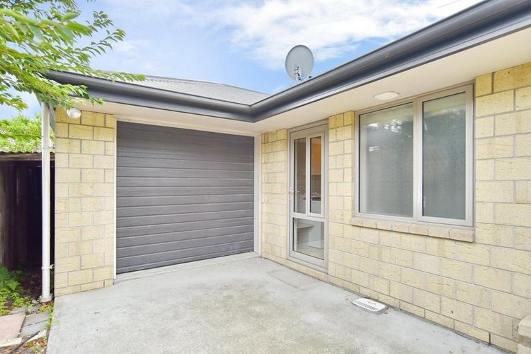 Photo of property in 9 Scarlet Lane, Redwood, Christchurch, 8051