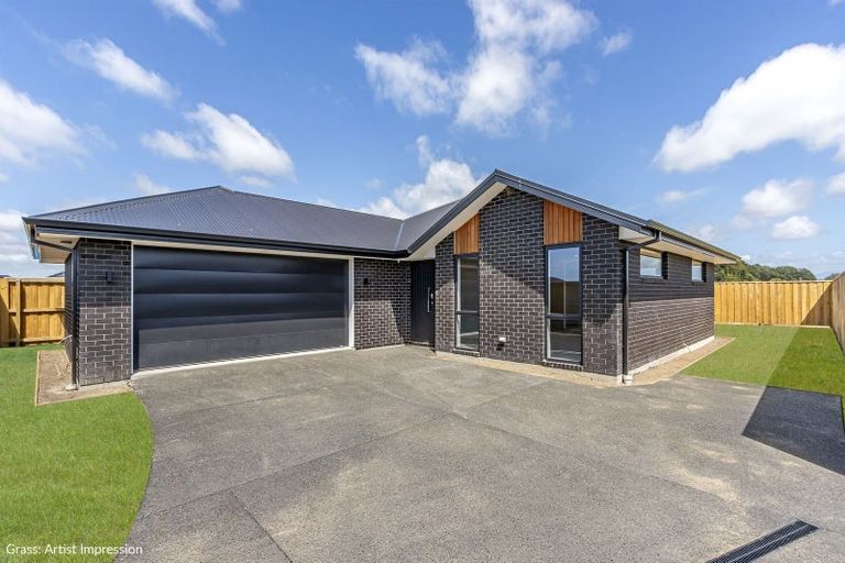 Photo of property in 13 Henshaw Street, Woodend, 7610