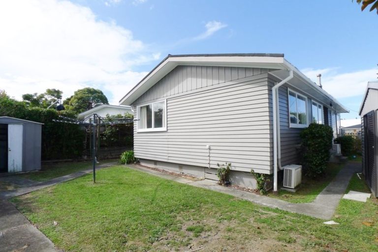 Photo of property in 37 Cheval Drive, Totara Vale, Auckland, 0629