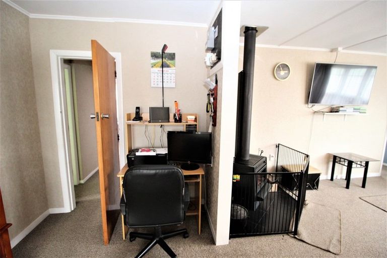 Photo of property in 69 Burgoyne Street, Woodville, 4920